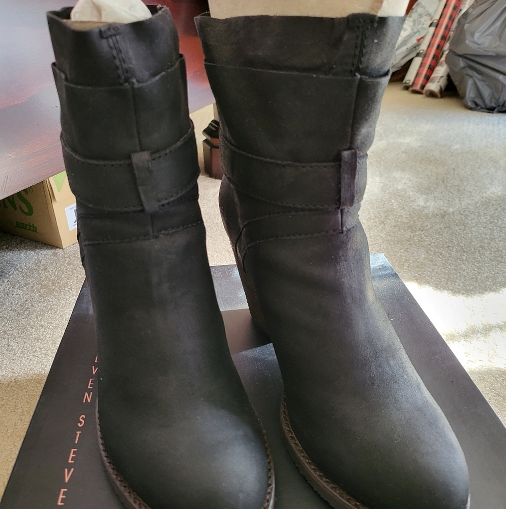 Women's Leather Black Boots